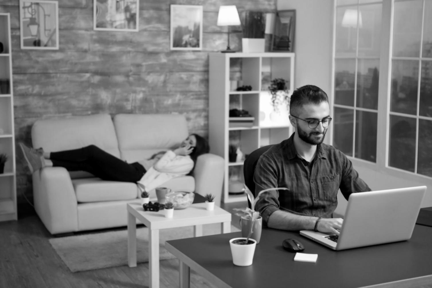 Espace de travail avec analyses financières